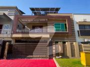 10 marla solar powered designer house for sale