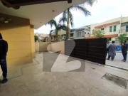 10 Marla Solid Construction House For Sale In Phase 3...