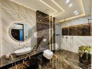 10 Marla Ultra Modern House Available For Sale At Royal...