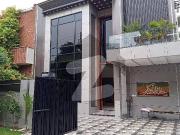 10 Marla Ultra Modern House For Sale In Wapda Town Phase...