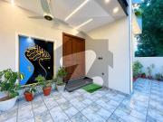 10 Marla Ultra Modren Designer House For Sale In Lake...