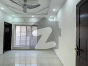 1 kanal lower lock Upper Portion Beautifully Designed... 1 kanal lower lock Upper Portion Beautifully Designed...