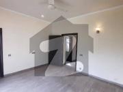 10 Marla Upper Portion For Rent In Phase 4 DHA