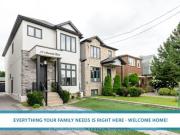 10 Marshall Boulevard