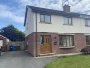 10 Meadowlands Avenue