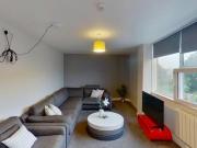 10 Middle Street, Flat,beeston, 8 Bedroom Flat