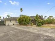 10 Scrivener Place, Halls Head, WA 6210