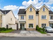 10 Silverbrook Drive, Silverbrook, Tullamore, Co. Offaly...