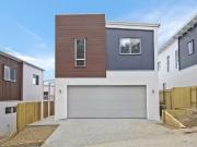 10 Stonewood Circuit, Oxenford, QLD 4210