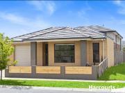 Comfortable Living with Study, Outdoor Entertaining &...