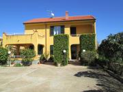 10 V006 Lascari zona Piane villa