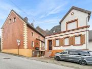 10 Zimmer 205 m² 249.000 € Kaufpreis Häuser in Neunkirchen 10 Zimmer 205 m² 249.000 € Kaufpreis Häuser in Neunkirchen