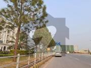 10Marla Front Open Ideal Location Solid Land Plot