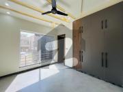 10Marla House For Sale Bahria Phase 8 Bahria Town Phase...