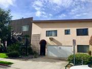1101 North Maryland Avenue 2 Bedrooms, 1.75 Bathrooms