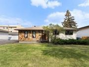 1104 Tiffin CRESCENT Saskatoon SK S7L 3R3 For Sale