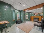 1105 71 Wyndham Street S