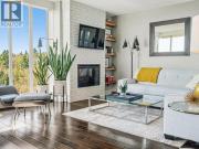 1107 3 Kent Avenue North E, Vancouver, BC, V5S 4P5...