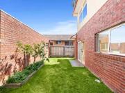 1/107 Pearson Street, Brunswick VIC 3056