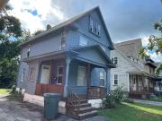 110 Sherwood Avenue