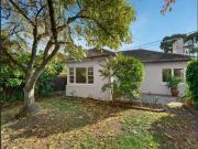 Well Located Deco Delight