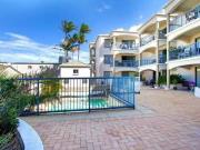 11/103 105 Frank Street, Labrador, QLD 4215