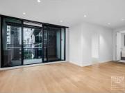 1111/450 St Kilda Road, MELBOURNE Apartment for rent...