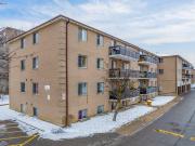 1111 Forestwood Drive, Mississauga 3 Bedroom Apartment...