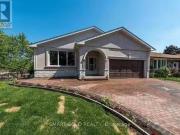 1116 Pomona Court, Mississauga, ON, L5C 1N2 house for lease.