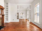 1118 E Saint Clair Street