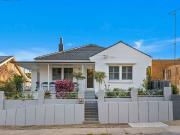 1/119 Mount Keira Rd