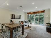 11/20 New South Wales Crescent, Forrest