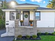 1120 Somerville Street, Oshawa Centennial, ON, L1G 4K5... 1120 Somerville Street, Oshawa Centennial, ON, L1G 4K5...