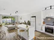 11/21 Usher Avenue, Labrador, QLD 4215