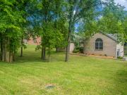 1121 Wood Cliff Road