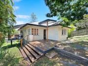 112 Redwood Street, Stafford Heights, QLD 4053