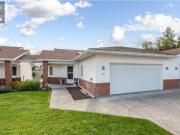 113 1 Parkview Crescent