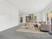 1/13 Irving Avenue, Armadale VIC 3143 Townhouse For Rent...