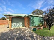 1/13 Mortlock Drive, Wodonga VIC 3690 Apartment For Rent...