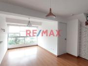 1144183 Se Alquila Acogedor Duplex Frente A Parque 200...