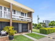 1/14 Central Street, Labrador, QLD 4215