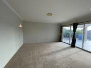 114 Cloverdale Road, Doolandella QLD 4077 House For Rent...