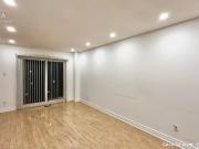 115 1180 Mississauga Vly Blvd, Mississauga, Ontario L5A 3M9