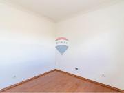 115 Área Útil Sobrado Alugar, 3 Dormitórios localizado...