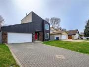 115 Stefanie Dr, Winnipeg, MB, R2G 3A9 house for sale Listi.