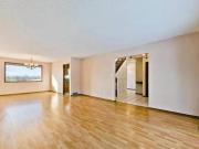 1160 Edgemont Road Northwest Calgary AB T3A 2J8 5...