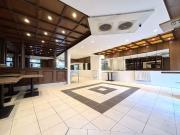 1160! Geschäftslokal mit strassenseitigen Schaufenstern...