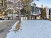 1168 16 Street Ne, Medicine Hat, AB, T1C 1P8 house for sale.