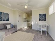 116 Wynnum North Road, Wynnum QLD 4178 Apartment For...