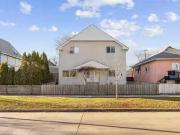 1170 Ingersoll Street, Winnipeg, MB, R3E 2M5 house for sale.